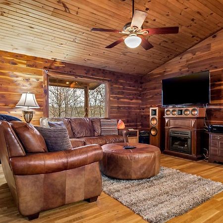 Fly Away Cabin- Modern, Serene, And Convenient Compton Esterno foto