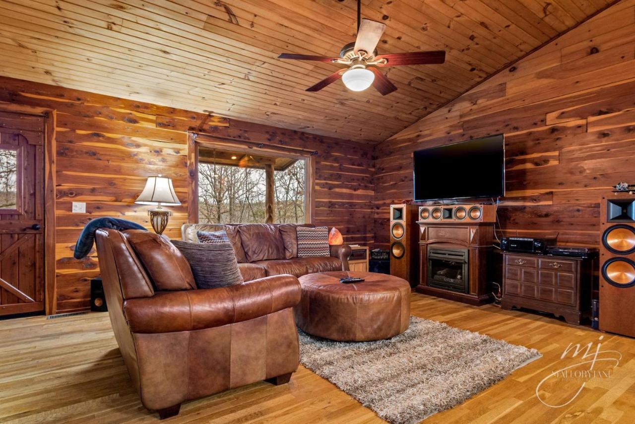Fly Away Cabin- Modern, Serene, And Convenient Compton Esterno foto